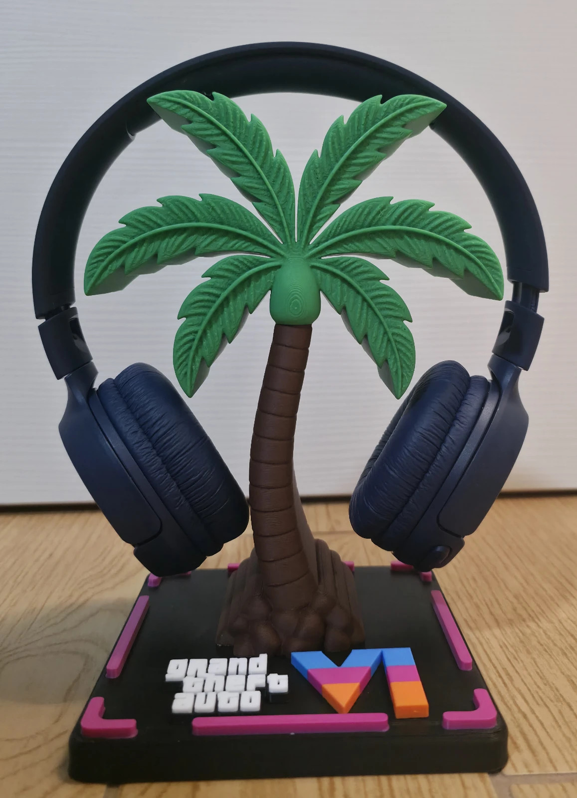 Supporto per Cuffie Ispirato a GTA VI, vista 3