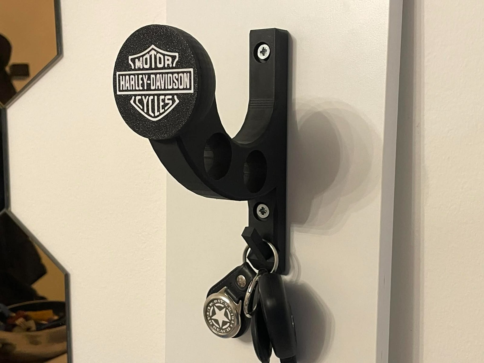 Porta Casco con Logo e Porta Chiavi  | Personalizzabile - Idea Regalo - NUOVO, vista 2