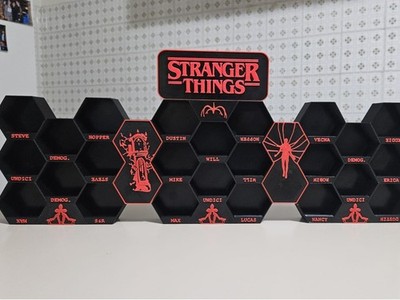 stranger things kinder joy espositore, vista 4