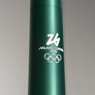 Torcia Olimpica Milano Cortina 2026 Replica 3D XXL da Collezione 104 cm