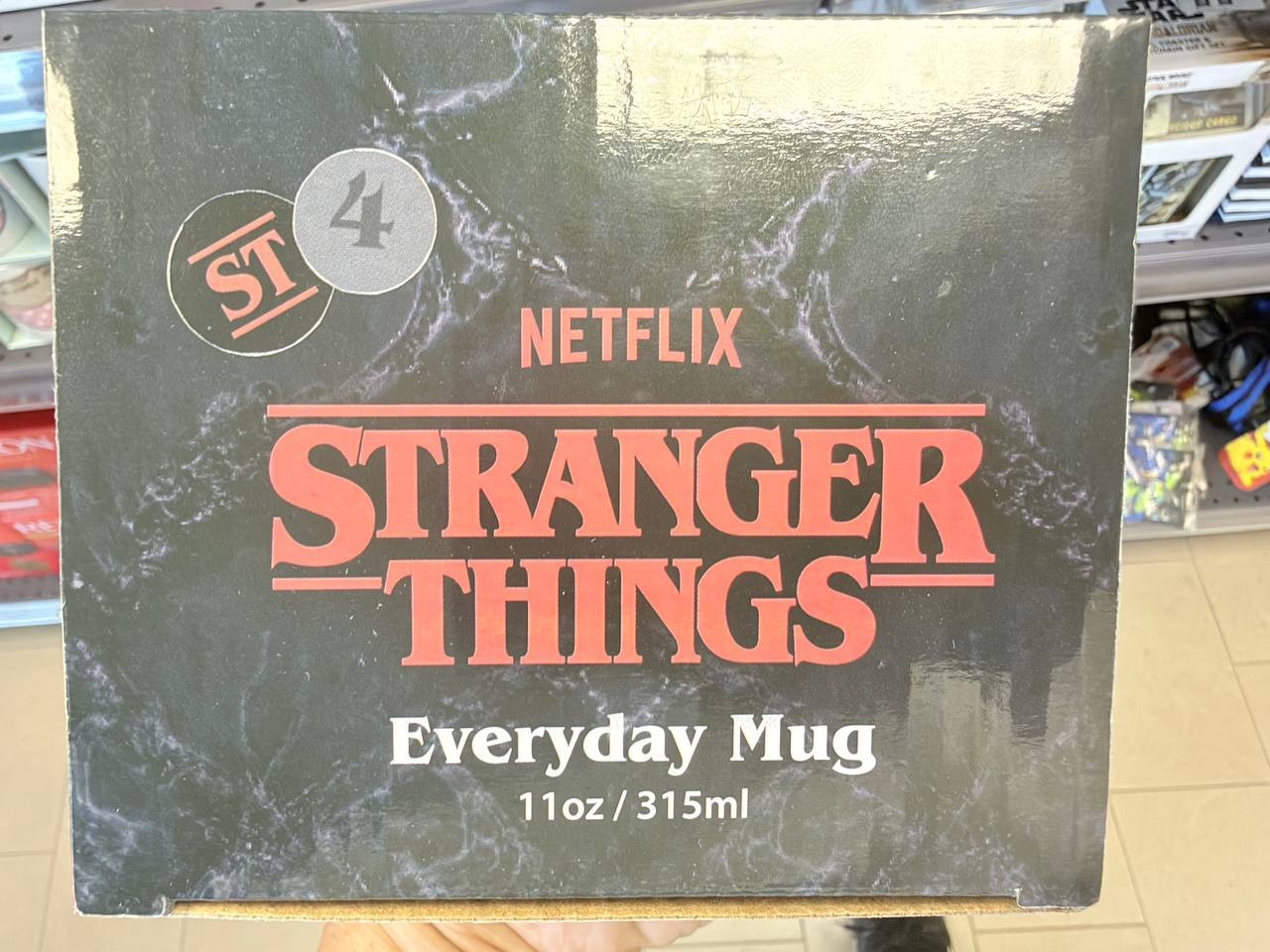 Espositore 3D Stranger Things per Funko Pop e Kinder Joy Collezione + Tazza, vista 8