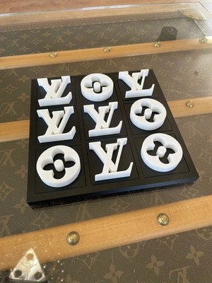 Triss a forma di LV | Tic Tac Toe LV - Idea Regalo Personalizzabile, vista 4