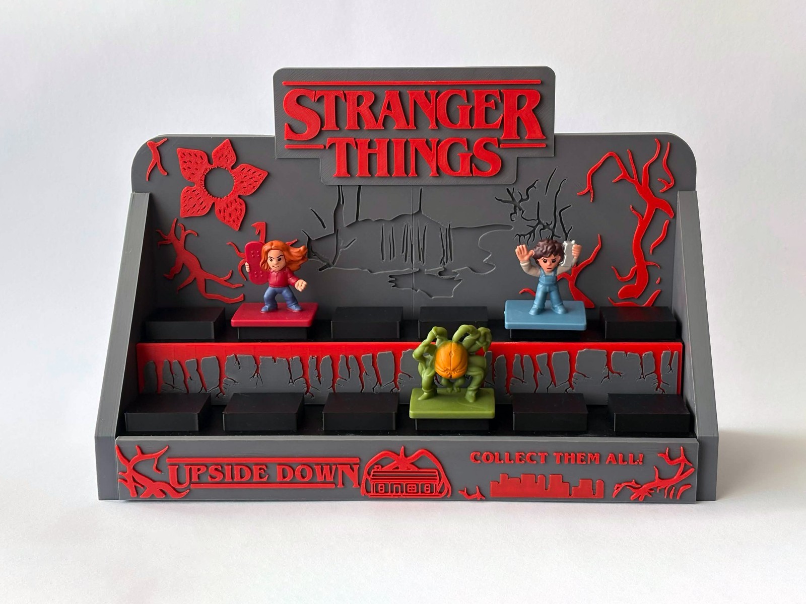 Espositore Stranger Things per McDonalds collezione, vista 5