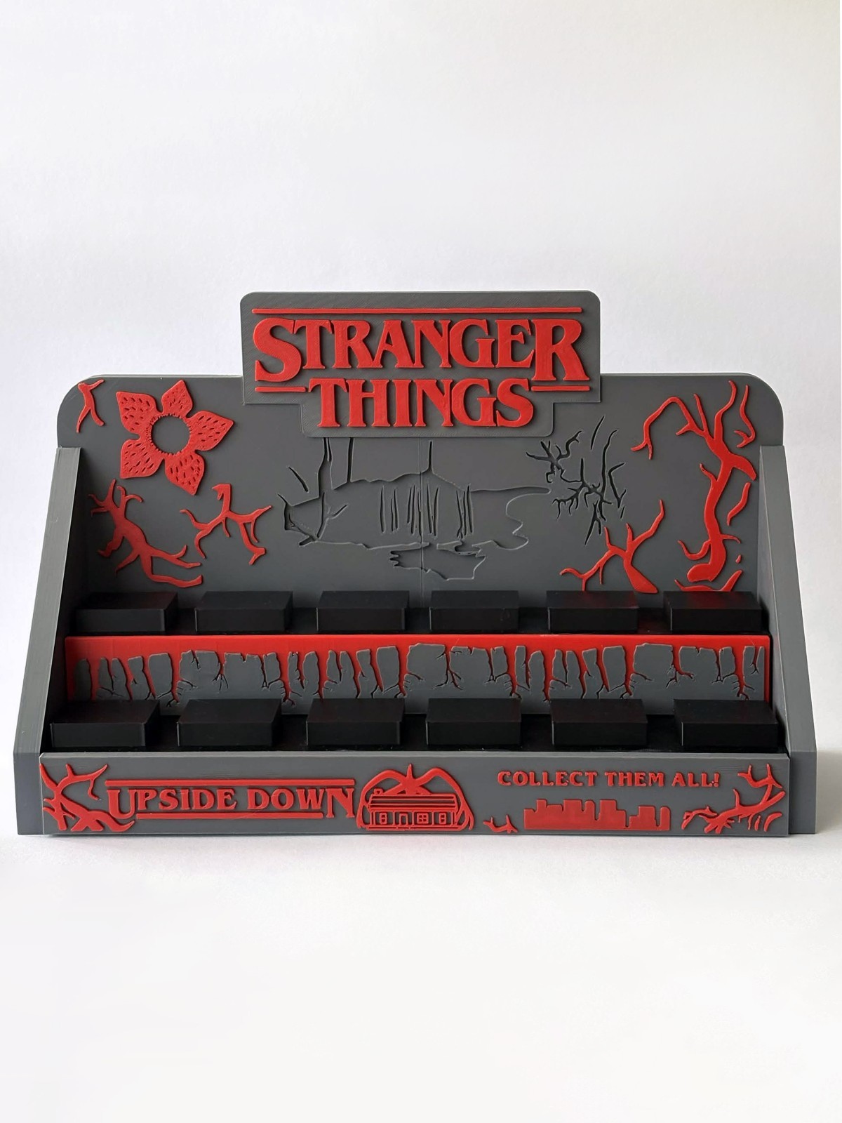Espositore Stranger Things per McDonalds collezione, vista 6
