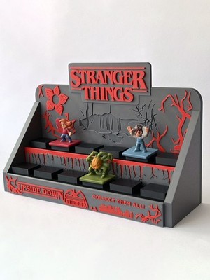 Espositore Stranger Things per McDonalds collezione, vista 2