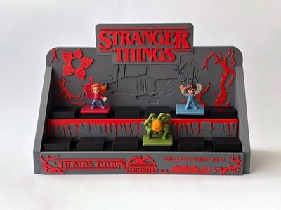 Espositore Stranger Things per McDonalds collezione, vista 5