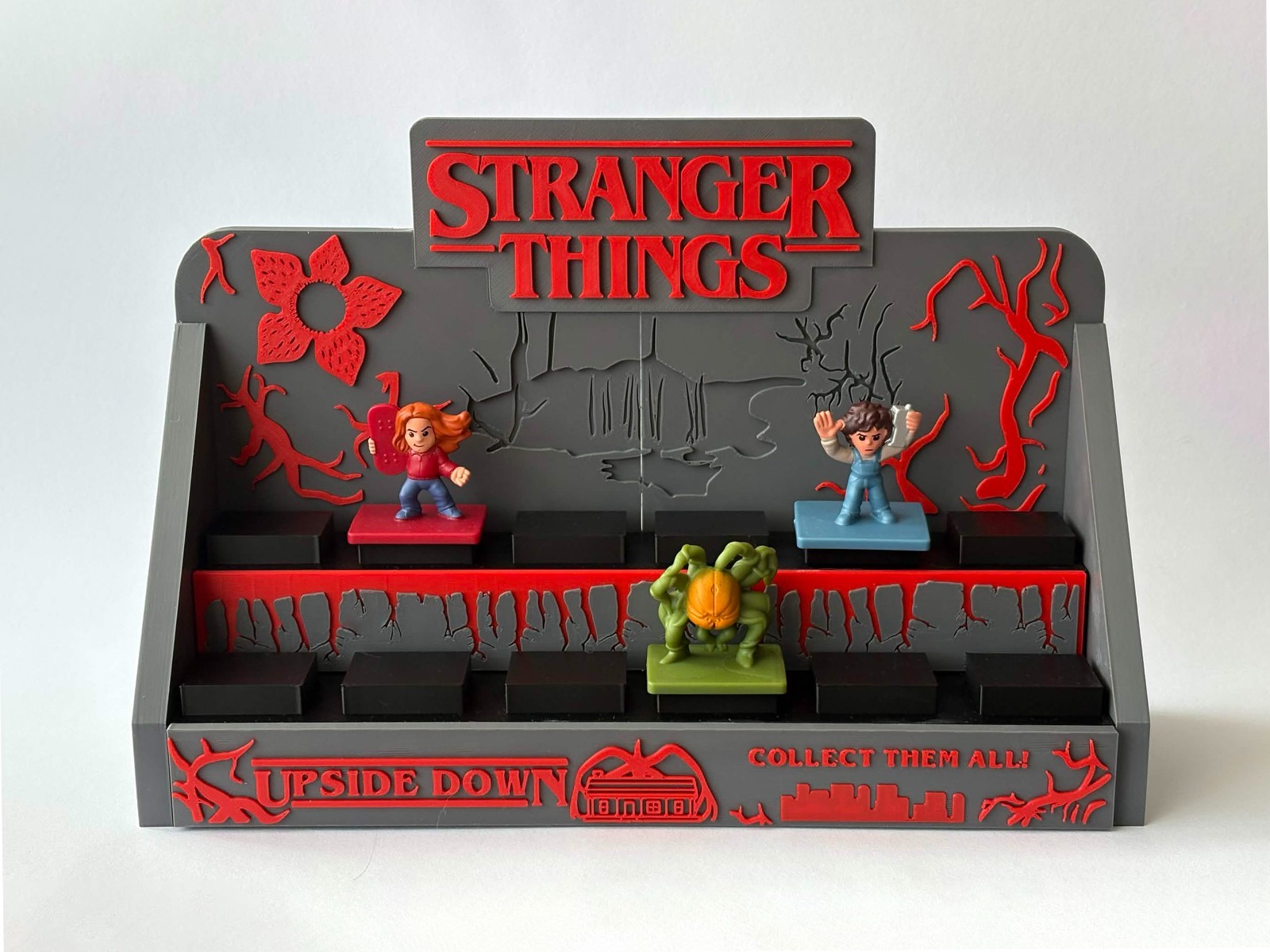 Espositore Stranger Things per McDonalds collezione, vista 3