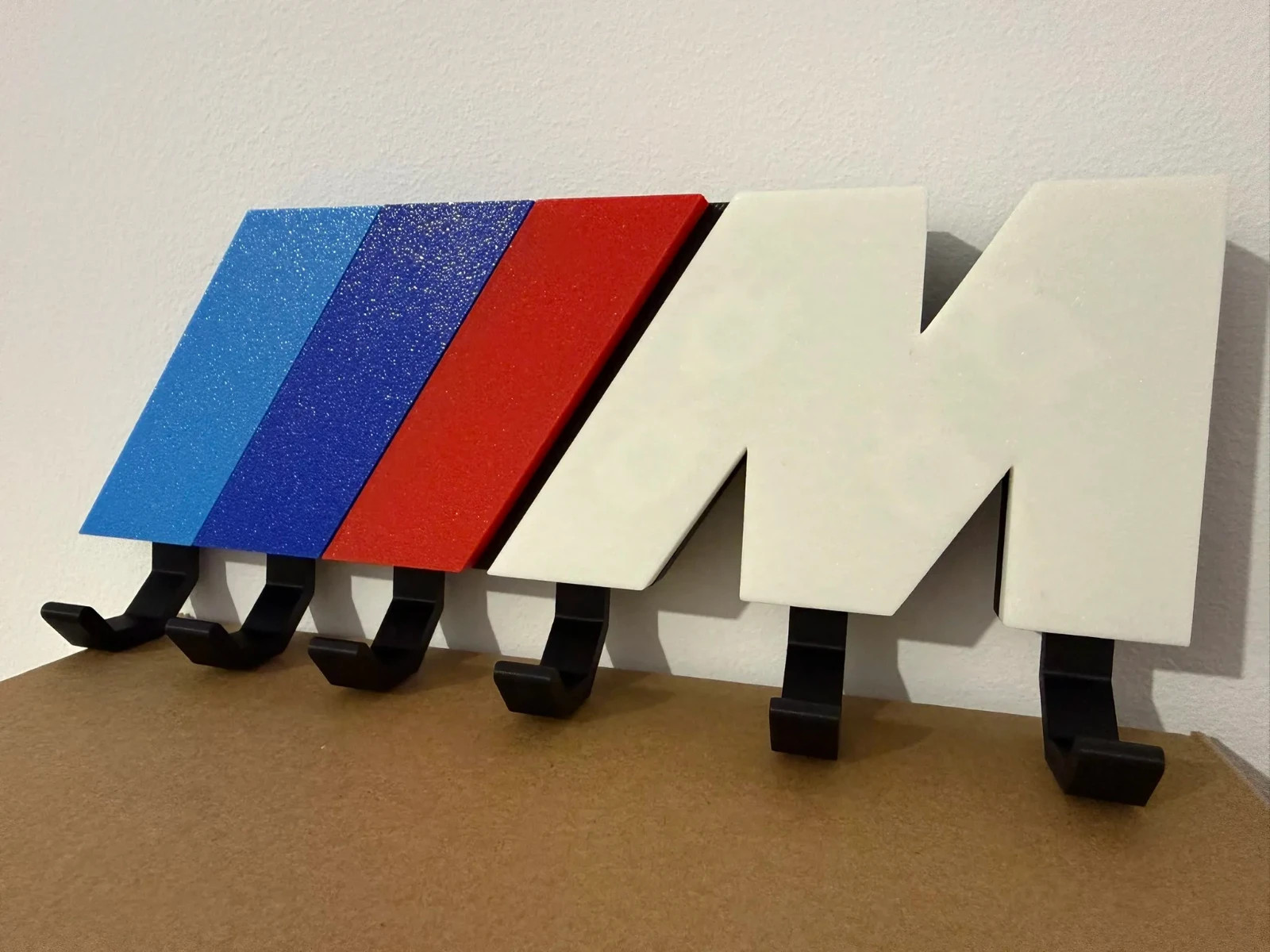 Portachiavi da Parete Stile BMW Performance 6 Ganci Stampato in 3D, vista 5
