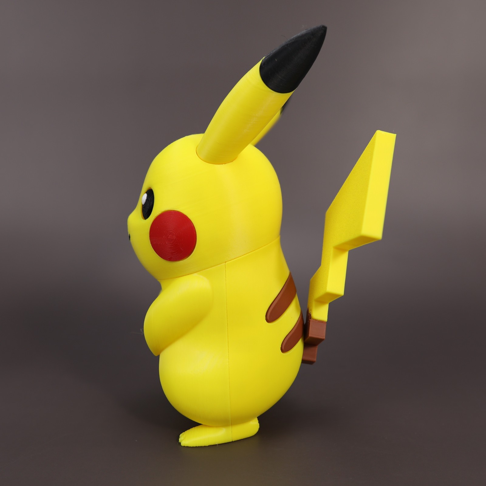 Statuetta Supereroe Stile Cartoon 20cm | Action Figure Decorativa | Pikachu, vista 2